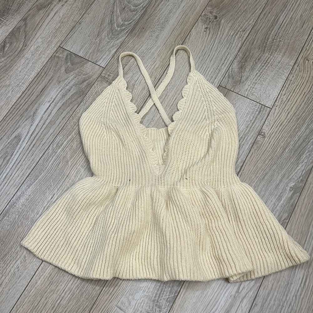 Crotchet top. Size S
